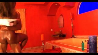 ���ນຶ່ງໃນສີ້ຮ່ວມເພດ